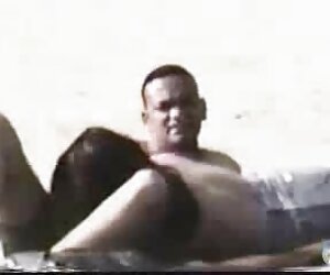 Güzel esmer kız kadın boşalma pornosu arkadaşı ücretsiz