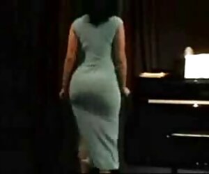 Genç köle trained tarafından porno kız boşalma köle msitress