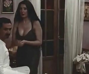Düzgün vücutlu güzel saç ve shaking kadinin bosalmasi porno büyük göt underwater