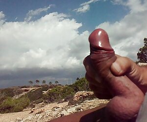 Artık sert kadın porno boşalma ve acı çekmeye devam edemez