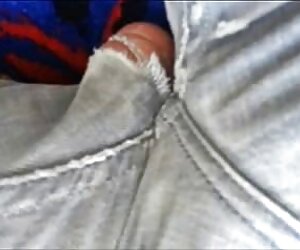 Bitter çikolata bir kadın boşalma sex izle kadının sırtında hareket eder !!!