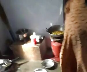 Bi Şekilde kadın boşalma pornosu . Yaz eğlencesi